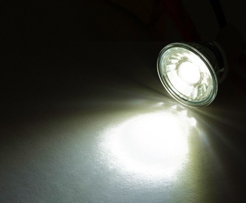 Repti-Zoo Mini LED 5W - oświetlenie LED terrarium Repti-Zoo Repti-Zoo Mini LED 5W - oświetlenie LED terrarium Repti-Zoo